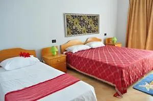 Seaside 4*